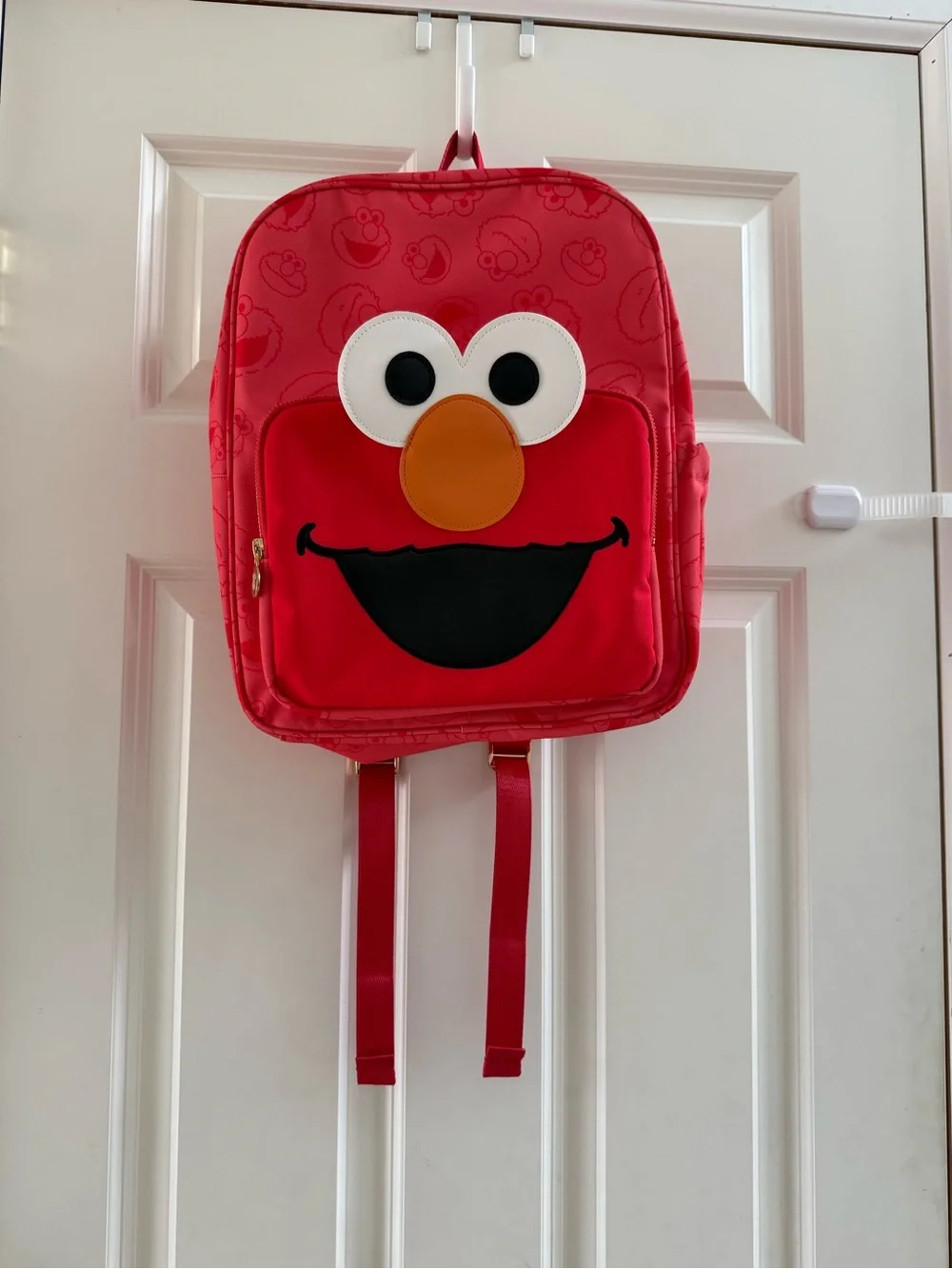 Bums & Roses / Sesame Street Elmo Kids Backpack / OS